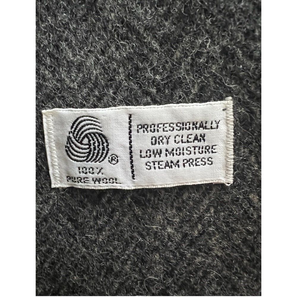 VTG. Karen 100% Pure Wool Gray Double Breasted Herringbone Long Coat. - Picture 7 of 8